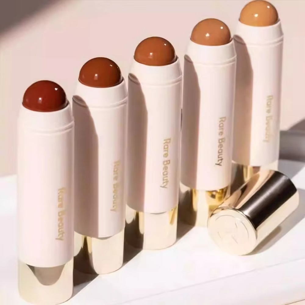 Rare Beauty Soft Pinch Flüssig – Beauty Love Makeup Bewertung und Preis